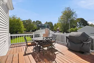 23 Jasper St, Saugus, MA 01906 - Photo 18
