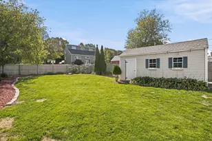 23 Jasper St, Saugus, MA 01906 - Photo 30