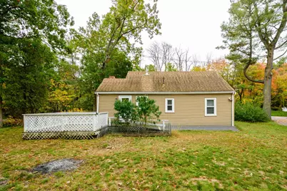 396 Willow St, Stoughton, MA 02072 - Photo 18