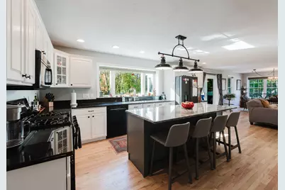 30 Arthur's Pl, Bridgewater, MA 02324 - Photo 6