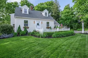 78 Cross St, Reading, MA 01867 - Photo 1