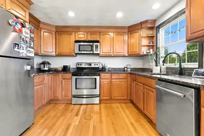 73 Liberty St #1, Danvers, MA 01923 - Photo 10