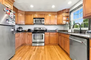 73 Liberty St, Danvers, MA 01923 - Photo 10