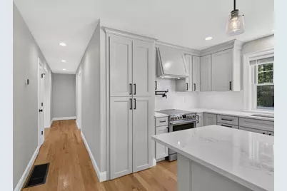275 Pine St, Bridgewater, MA 02324 - Photo 12