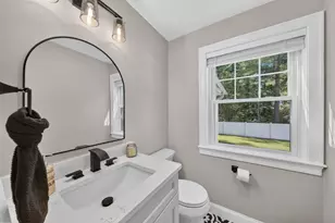 275 Pine St, Bridgewater, MA 02324 - Photo 16