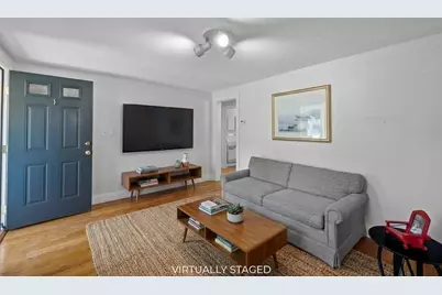 25 Hillcrest Ave, Beverly, MA 01915 - Photo 8
