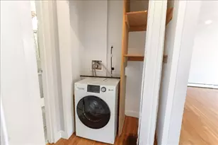 1105 Lexington St, Waltham, MA 02452 - Photo 12