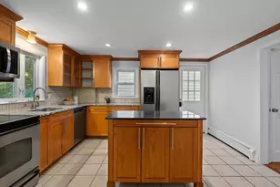 107 Glenellen, Boston, MA 02132 - Photo 8