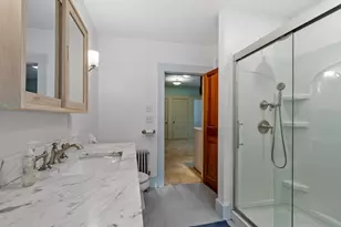 330 Washington St, Melrose, MA 02176 - Photo 18