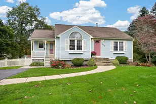 675 Oak St, Franklin, MA 02038 - Photo 1