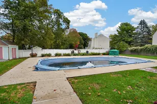 675 Oak St, Franklin, MA 02038 - Photo 24