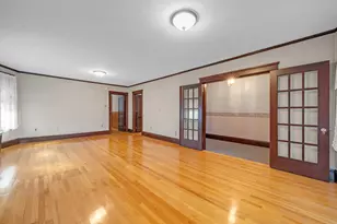 28 Crystal St, Worcester, MA 01603 - Photo 16