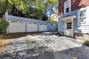 28 Crystal St, Worcester, MA 01603 - Photo 42