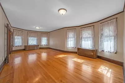 28 Crystal St, Worcester, MA 01603 - Photo 14