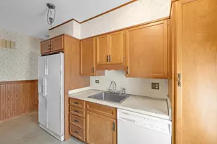 28 Crystal St, Worcester, MA 01603 - Photo 36