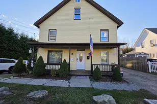 124 Pleasant St, Leicester, MA 01524 - Photo 6
