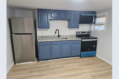 115 Central St #2, Leominster, MA 01453 - Photo 2