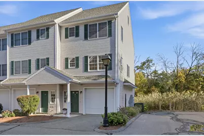 252 Albion St #15, Wakefield, MA 01880 - Photo 2