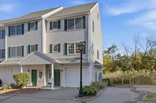 252 Albion St, Wakefield, MA 01880 - Photo 2