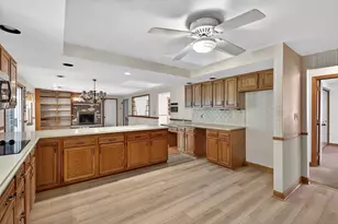 532 Hill St, Raynham, MA 02767 - Photo 18