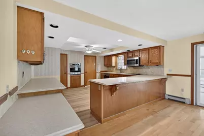 532 Hill St, Raynham, MA 02767 - Photo 14