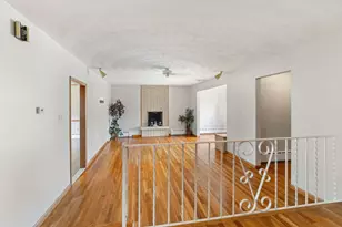 42 Marboro St, Worcester, MA 01604 - Photo 2