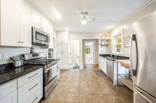 89 Washington St, Reading, MA 01867 - Photo 10