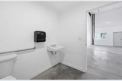 6 Ace Precision Way #DOUBLE, Agawam, MA 01001 - Photo 34