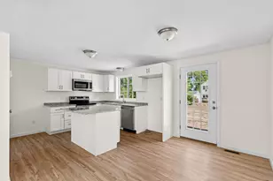 28 Bumblebee Dr, Plymouth, MA 02360 - Photo 12