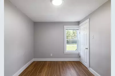 231 Millbury St, Auburn, MA 01501 - Photo 10