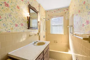 148 Wilson Ave, Quincy, MA 02170 - Photo 28