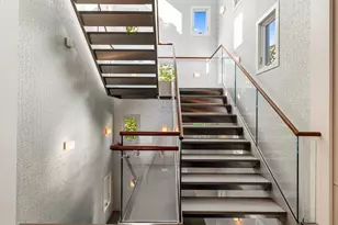 55 Singletree Rd, Brookline, MA 02467 - Photo 18