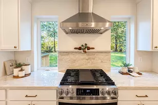 19 Pine St, Ayer, MA 01432 - Photo 6