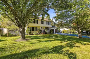 15 Tammie Rd, Hopedale, MA 01747 - Photo 32