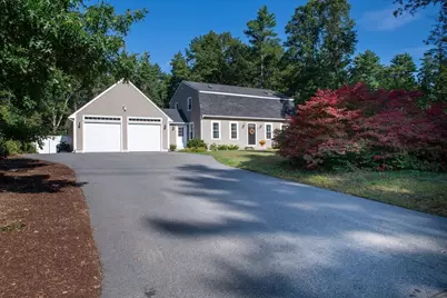 46 Bennett Rd, Rochester, MA 02770 - Photo 2