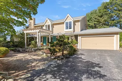 10 Stewart Ave, Gloucester, MA 01930 - Photo 2