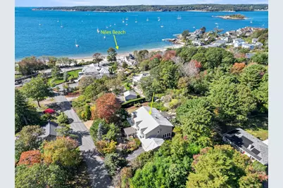 10 Stewart Ave, Gloucester, MA 01930 - Photo 1