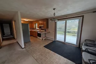 139 Charlton St, Oxford, MA 01540 - Photo 6