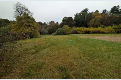 139 Charlton St, Oxford, MA 01540 - Photo 2
