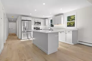 16 Reynard St, Gloucester, MA 01930 - Photo 2