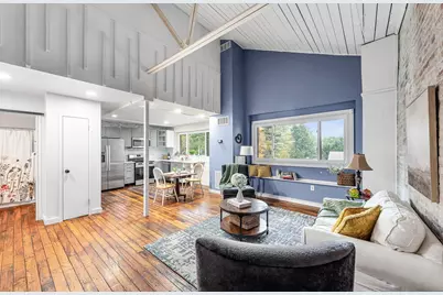 267 Locust St #2A, Northampton, MA 01062 - Photo 4
