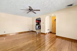 31 Furness St, Revere, MA 02151 - Photo 8