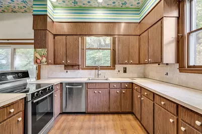 143 Withington Rd, Newton, MA 02458 - Photo 10