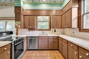 143 Withington Rd, Newton, MA 02458 - Photo 10