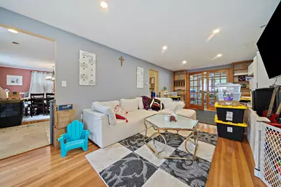 65 Hawthorne Rd, Waltham, MA 02451 - Photo 6