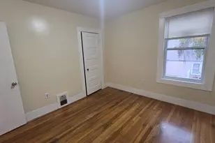 242 Chesnut St, Lynn, MA 01902 - Photo 8