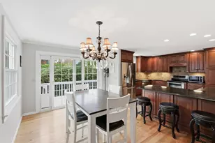 684 Maple Rd, Longmeadow, MA 01106 - Photo 10