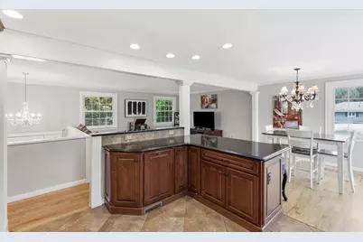684 Maple Rd, Longmeadow, MA 01106 - Photo 16