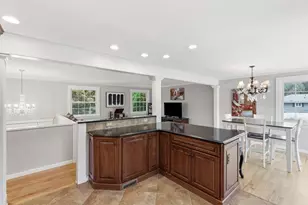 684 Maple Rd, Longmeadow, MA 01106 - Photo 16