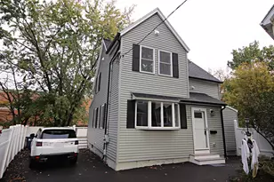 27 Holbrook Ct, Melrose, MA 02176 - Photo 1